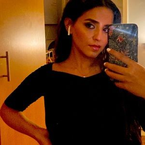 Meet your Posher, Huma